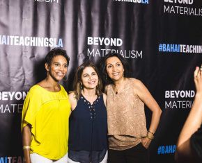 beyond-materialism-photo-op-8