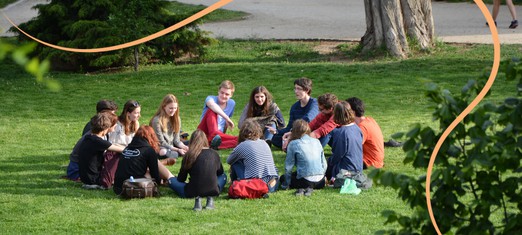 ¿Hay que ser bahá’í para formar parte de la comunidad bahá’í?