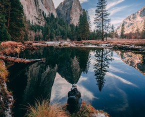 Nadando en el río de la religión