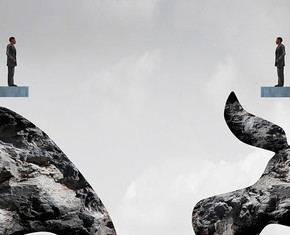 Elites versus Populists: the New Attempt to Divide Us