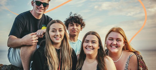 Aprovechando el poder de la juventud para ayudar a los estudiantes sin hogar