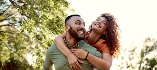 ¿Qué es el amor? Definiendo un verdadero matrimonio bahá’í